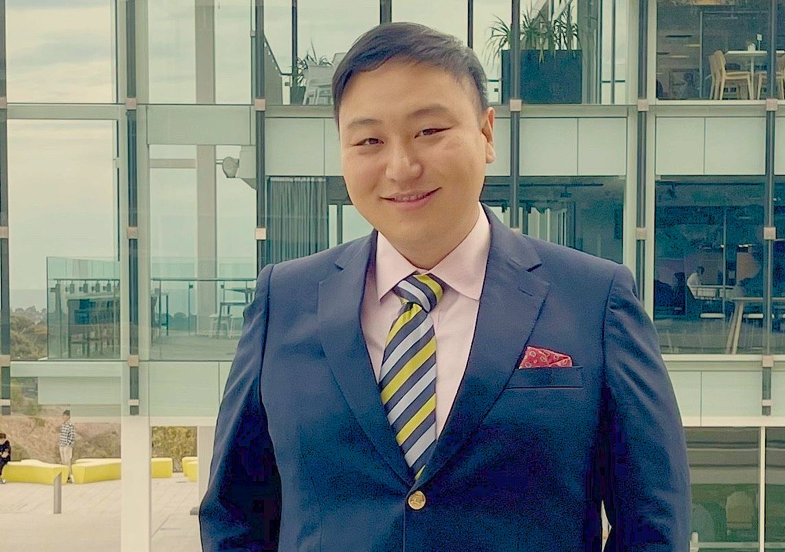 Portrait of Dr Tianchong Wang